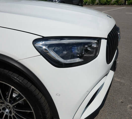 Белый Мерседес ГЛЦ-Класс, объемом двигателя 1.99 л и пробегом 79 тыс. км за 32500 $, фото 53 на Automoto.ua