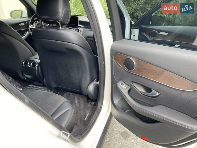 Білий Мерседес ГЛЦ-Клас, об'ємом двигуна 2.14 л та пробігом 47 тис. км за 41500 $, фото 14 на Automoto.ua