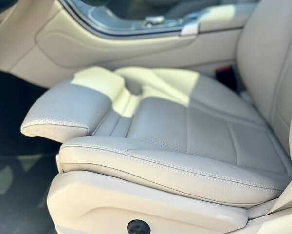 Белый Мерседес ГЛЦ-Класс, объемом двигателя 1.99 л и пробегом 95 тыс. км за 31500 $, фото 32 на Automoto.ua