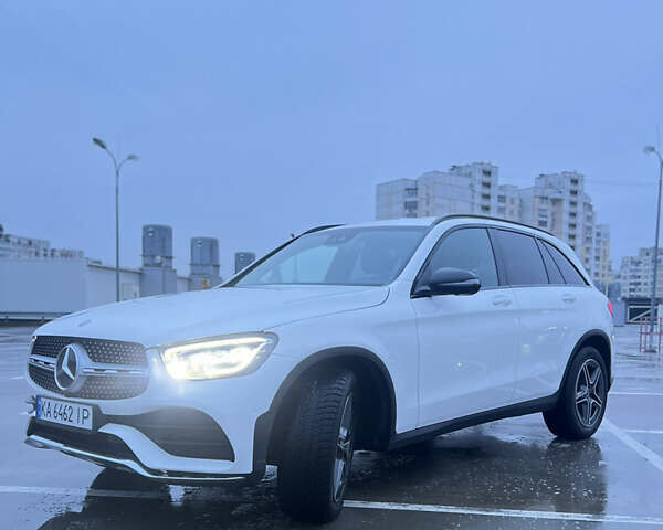 Белый Мерседес ГЛЦ-Класс, объемом двигателя 1.95 л и пробегом 107 тыс. км за 46999 $, фото 5 на Automoto.ua