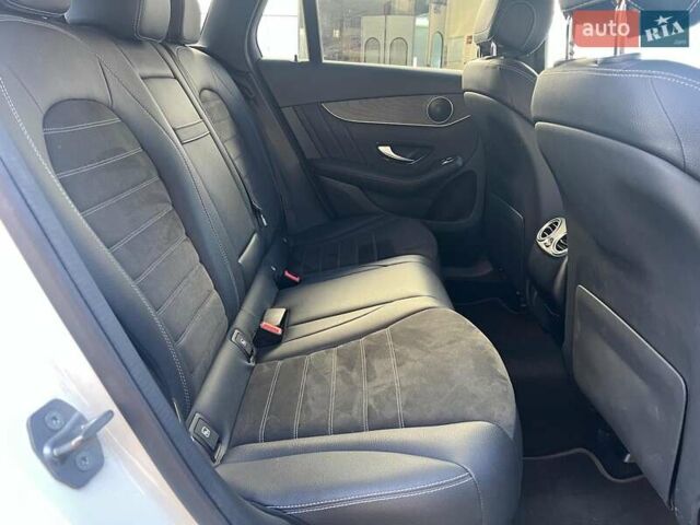 Білий Мерседес ГЛЦ-Клас, об'ємом двигуна 2 л та пробігом 37 тис. км за 48790 $, фото 19 на Automoto.ua