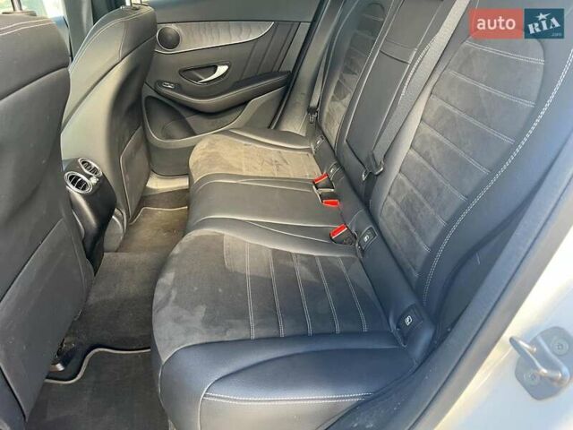 Білий Мерседес ГЛЦ-Клас, об'ємом двигуна 2 л та пробігом 37 тис. км за 48790 $, фото 16 на Automoto.ua