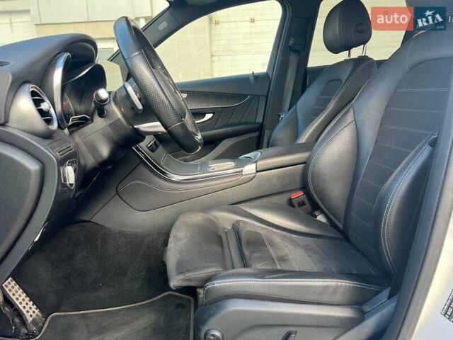 Білий Мерседес ГЛЦ-Клас, об'ємом двигуна 2 л та пробігом 37 тис. км за 48790 $, фото 27 на Automoto.ua