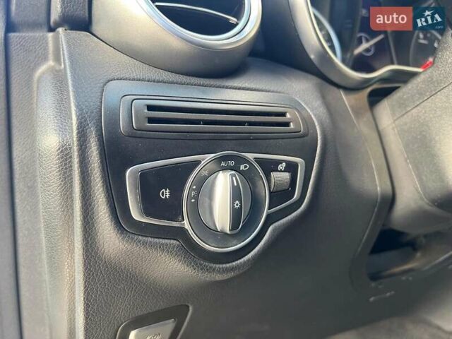 Білий Мерседес ГЛЦ-Клас, об'ємом двигуна 2 л та пробігом 37 тис. км за 48790 $, фото 30 на Automoto.ua