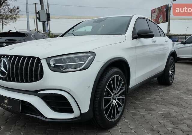 Белый Мерседес ГЛЦ-Класс, объемом двигателя 1.99 л и пробегом 132 тыс. км за 46500 $, фото 3 на Automoto.ua