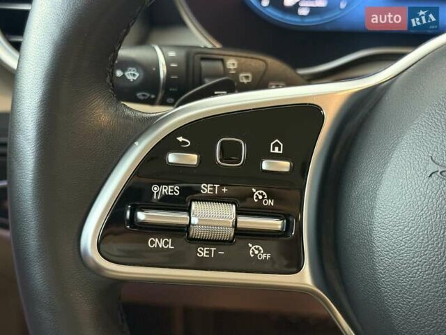 Белый Мерседес ГЛЦ-Класс, объемом двигателя 1.95 л и пробегом 81 тыс. км за 34500 $, фото 37 на Automoto.ua