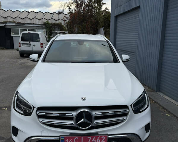 Белый Мерседес ГЛЦ-Класс, объемом двигателя 2 л и пробегом 83 тыс. км за 32000 $, фото 4 на Automoto.ua