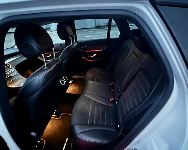 Белый Мерседес ГЛЦ-Класс, объемом двигателя 1.95 л и пробегом 107 тыс. км за 46999 $, фото 16 на Automoto.ua