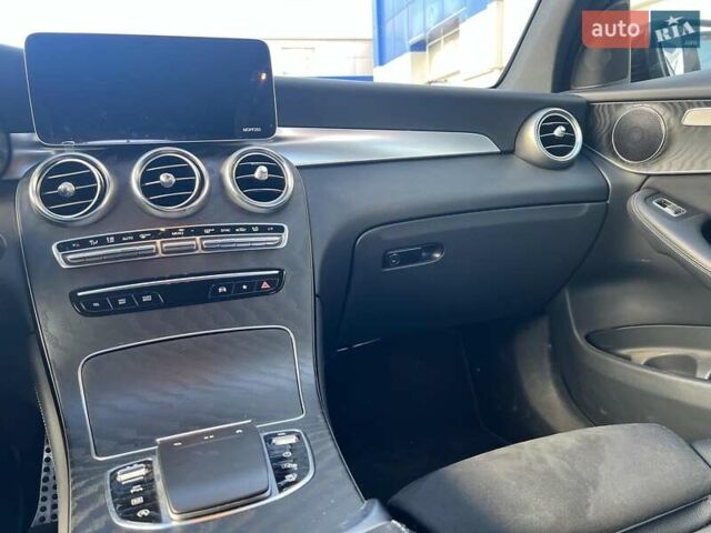 Білий Мерседес ГЛЦ-Клас, об'ємом двигуна 2 л та пробігом 37 тис. км за 48790 $, фото 22 на Automoto.ua