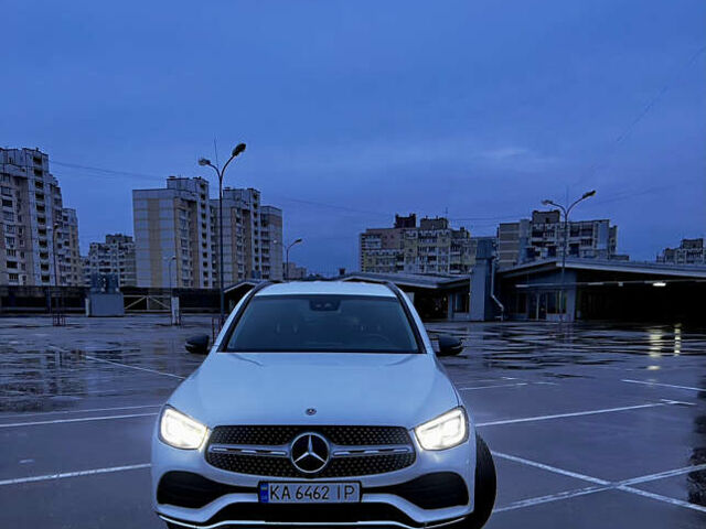 Белый Мерседес ГЛЦ-Класс, объемом двигателя 1.95 л и пробегом 107 тыс. км за 46999 $, фото 6 на Automoto.ua