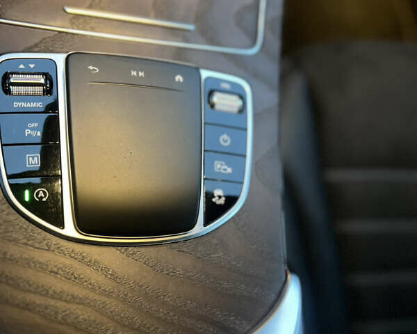 Белый Мерседес ГЛЦ-Класс, объемом двигателя 1.95 л и пробегом 107 тыс. км за 46999 $, фото 20 на Automoto.ua