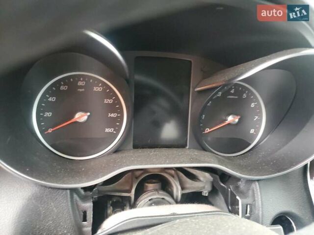 Білий Мерседес ГЛЦ-Клас, об'ємом двигуна 1.95 л та пробігом 100 тис. км за 16000 $, фото 11 на Automoto.ua