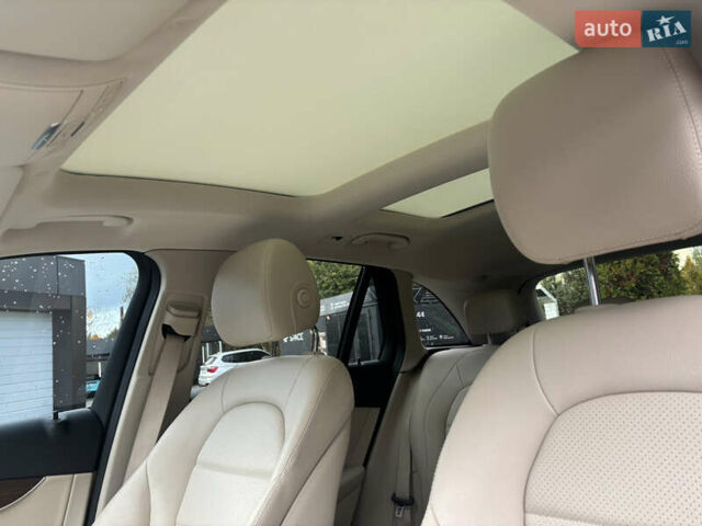 Белый Мерседес ГЛЦ-Класс, объемом двигателя 0 л и пробегом 30 тыс. км за 40000 $, фото 21 на Automoto.ua