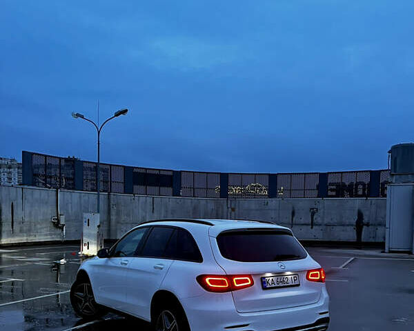 Белый Мерседес ГЛЦ-Класс, объемом двигателя 1.95 л и пробегом 107 тыс. км за 46999 $, фото 11 на Automoto.ua