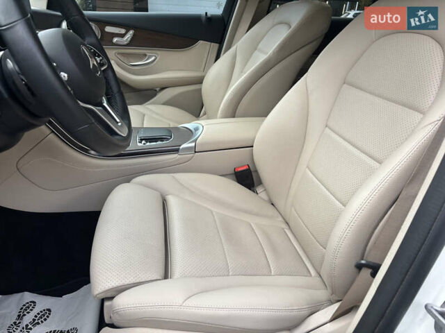 Белый Мерседес ГЛЦ-Класс, объемом двигателя 0 л и пробегом 30 тыс. км за 40000 $, фото 20 на Automoto.ua