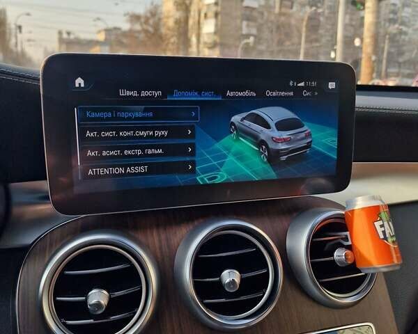 Белый Мерседес ГЛЦ-Класс, объемом двигателя 1.95 л и пробегом 65 тыс. км за 57000 $, фото 22 на Automoto.ua