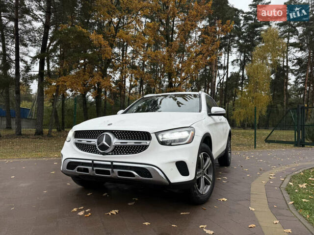 Белый Мерседес ГЛЦ-Класс, объемом двигателя 2 л и пробегом 87 тыс. км за 29200 $, фото 13 на Automoto.ua