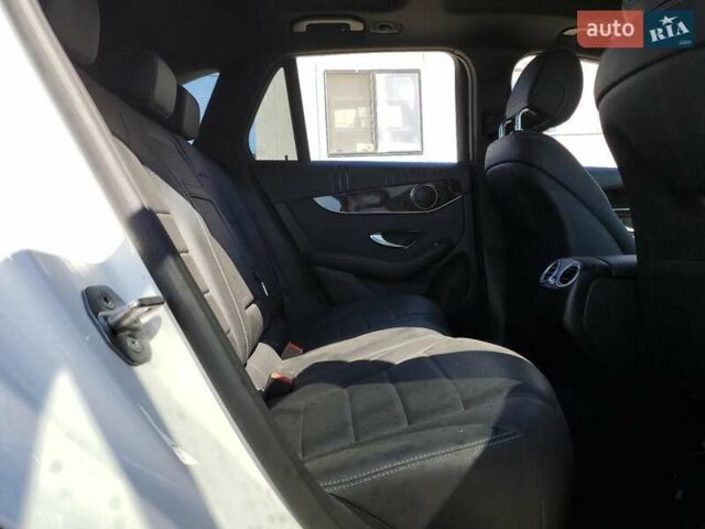 Білий Мерседес ГЛЦ-Клас, об'ємом двигуна 2 л та пробігом 45 тис. км за 11600 $, фото 10 на Automoto.ua