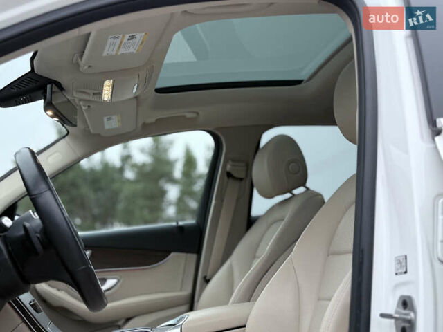 Белый Мерседес ГЛЦ-Класс, объемом двигателя 1.99 л и пробегом 80 тыс. км за 33500 $, фото 56 на Automoto.ua