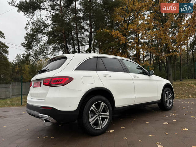 Белый Мерседес ГЛЦ-Класс, объемом двигателя 2 л и пробегом 87 тыс. км за 29200 $, фото 9 на Automoto.ua