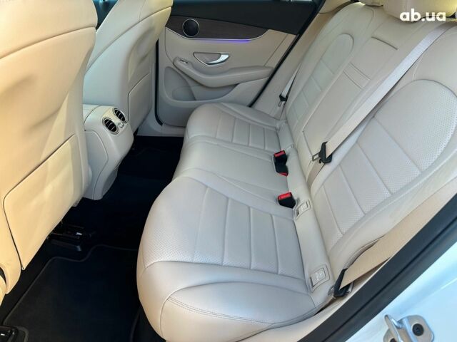 Білий Мерседес ГЛЦ-Клас, об'ємом двигуна 2 л та пробігом 33 тис. км за 51940 $, фото 14 на Automoto.ua