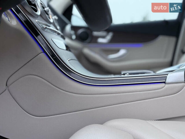 Белый Мерседес ГЛЦ-Класс, объемом двигателя 1.99 л и пробегом 80 тыс. км за 33500 $, фото 59 на Automoto.ua