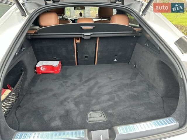 Белый Мерседес ГЛЦ-Класс, объемом двигателя 1.95 л и пробегом 37 тыс. км за 58000 $, фото 27 на Automoto.ua