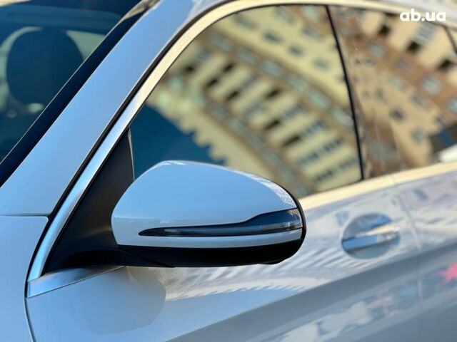 Білий Мерседес ГЛЦ-Клас, об'ємом двигуна 2 л та пробігом 33 тис. км за 51940 $, фото 11 на Automoto.ua