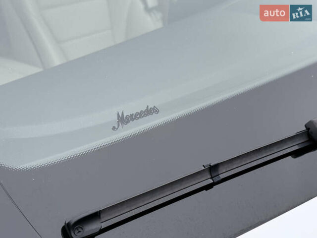Белый Мерседес ГЛЦ-Класс, объемом двигателя 1.99 л и пробегом 80 тыс. км за 33500 $, фото 17 на Automoto.ua