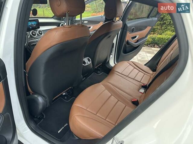 Белый Мерседес ГЛЦ-Класс, объемом двигателя 1.95 л и пробегом 37 тыс. км за 58000 $, фото 15 на Automoto.ua