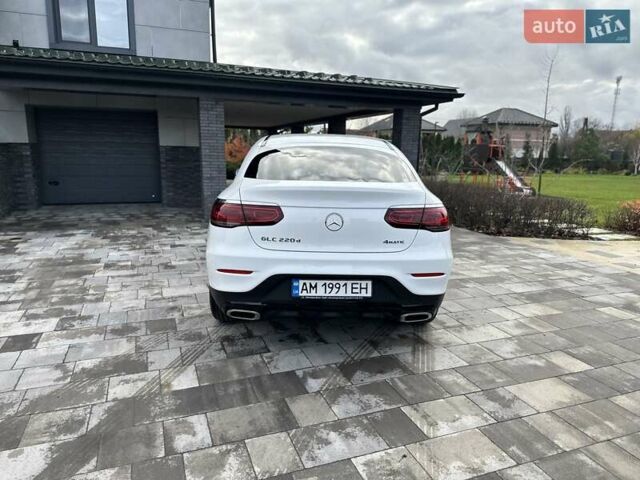 Белый Мерседес ГЛЦ-Класс, объемом двигателя 1.95 л и пробегом 37 тыс. км за 58000 $, фото 8 на Automoto.ua