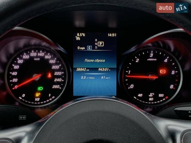 Белый Мерседес ГЛЦ-Класс, объемом двигателя 2 л и пробегом 38 тыс. км за 54999 $, фото 49 на Automoto.ua