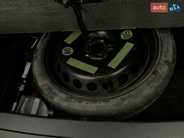 Белый Мерседес ГЛЦ-Класс, объемом двигателя 2 л и пробегом 38 тыс. км за 54999 $, фото 30 на Automoto.ua