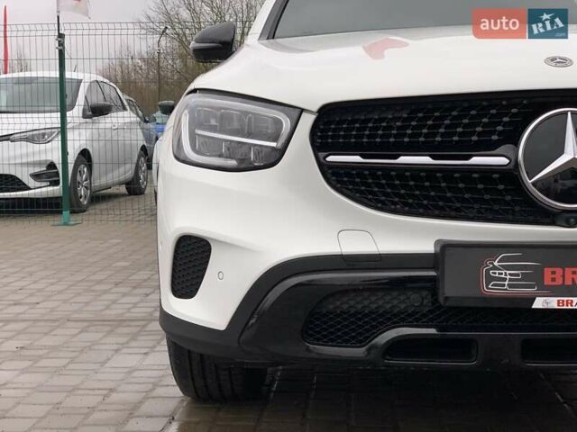 Белый Мерседес ГЛЦ-Класс, объемом двигателя 2 л и пробегом 38 тыс. км за 54999 $, фото 5 на Automoto.ua