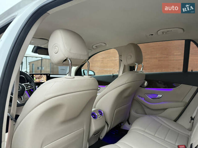 Білий Мерседес ГЛЦ-Клас, об'ємом двигуна 2 л та пробігом 46 тис. км за 33900 $, фото 43 на Automoto.ua