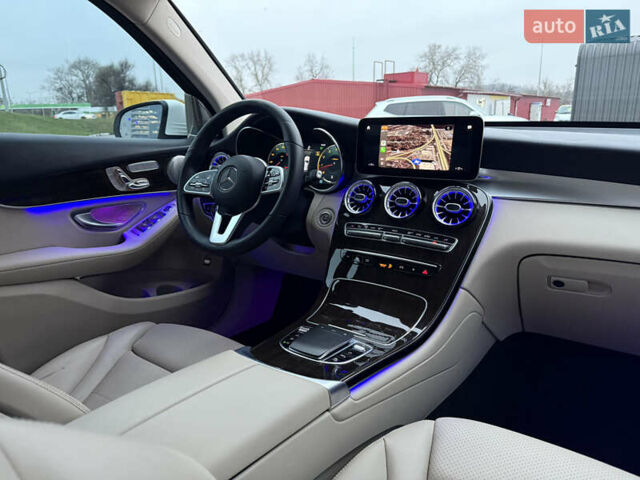 Білий Мерседес ГЛЦ-Клас, об'ємом двигуна 2 л та пробігом 46 тис. км за 33900 $, фото 53 на Automoto.ua