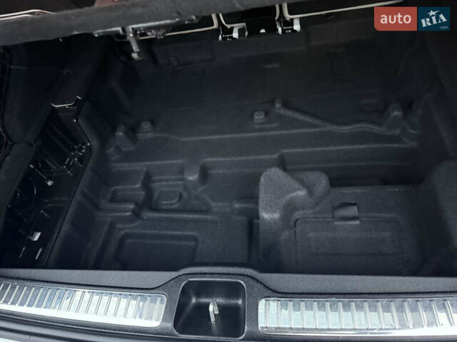 Білий Мерседес ГЛЦ-Клас, об'ємом двигуна 2 л та пробігом 46 тис. км за 33900 $, фото 50 на Automoto.ua