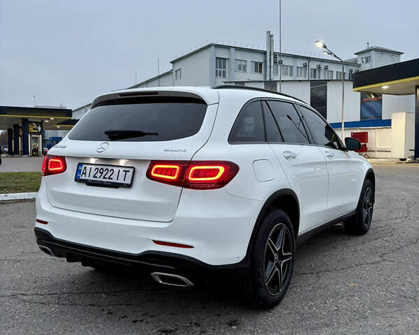 Білий Мерседес ГЛЦ-Клас, об'ємом двигуна 1.99 л та пробігом 10 тис. км за 42700 $, фото 3 на Automoto.ua