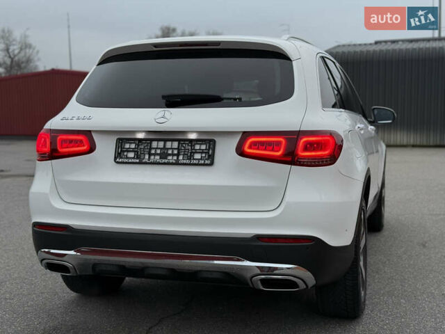 Білий Мерседес ГЛЦ-Клас, об'ємом двигуна 2 л та пробігом 46 тис. км за 33900 $, фото 11 на Automoto.ua