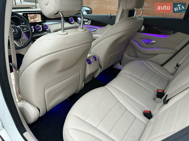 Білий Мерседес ГЛЦ-Клас, об'ємом двигуна 2 л та пробігом 46 тис. км за 33900 $, фото 42 на Automoto.ua