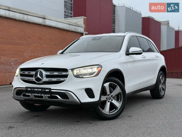 Білий Мерседес ГЛЦ-Клас, об'ємом двигуна 2 л та пробігом 46 тис. км за 33900 $, фото 7 на Automoto.ua