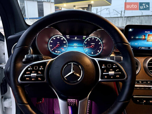 Білий Мерседес ГЛЦ-Клас, об'ємом двигуна 1.99 л та пробігом 10 тис. км за 42700 $, фото 13 на Automoto.ua