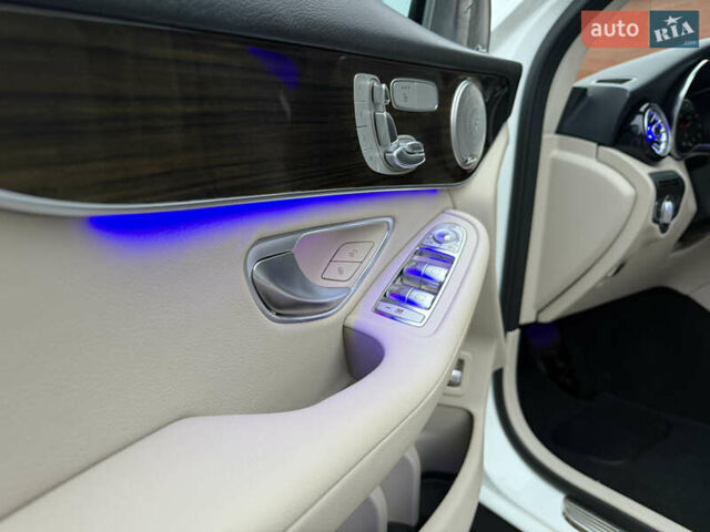 Білий Мерседес ГЛЦ-Клас, об'ємом двигуна 2 л та пробігом 46 тис. км за 33900 $, фото 34 на Automoto.ua