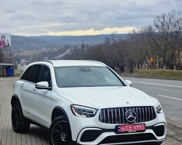 Белый Мерседес ГЛЦ-Класс, объемом двигателя 2 л и пробегом 50 тыс. км за 35000 $, фото 2 на Automoto.ua