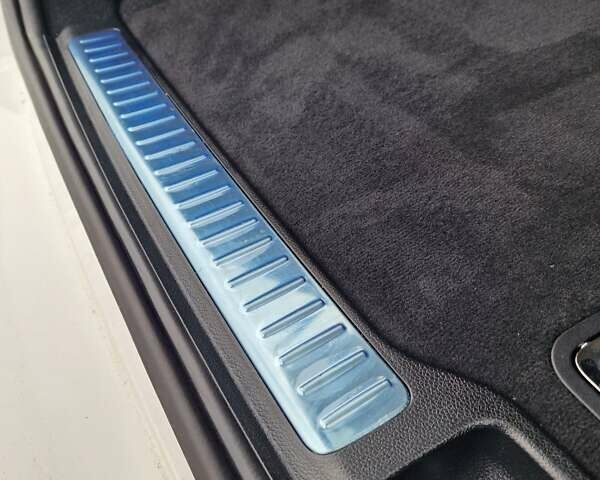 Белый Мерседес ГЛЦ-Класс, объемом двигателя 2 л и пробегом 50 тыс. км за 35000 $, фото 20 на Automoto.ua