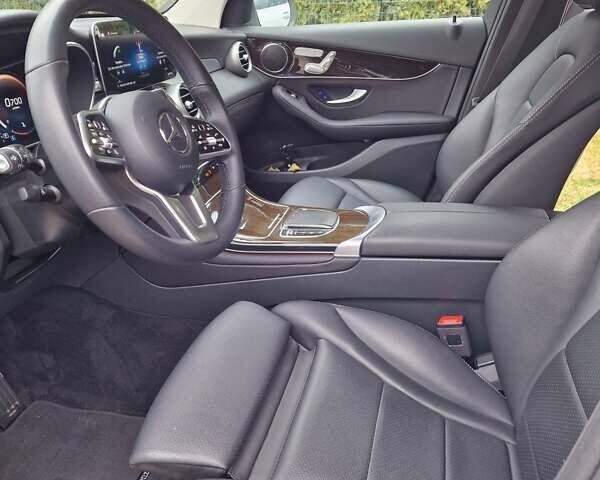 Белый Мерседес ГЛЦ-Класс, объемом двигателя 2 л и пробегом 50 тыс. км за 35000 $, фото 23 на Automoto.ua