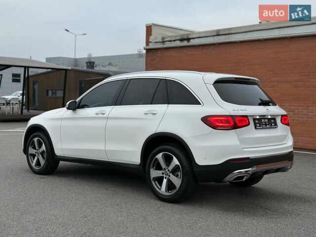 Білий Мерседес ГЛЦ-Клас, об'ємом двигуна 2 л та пробігом 46 тис. км за 33900 $, фото 9 на Automoto.ua