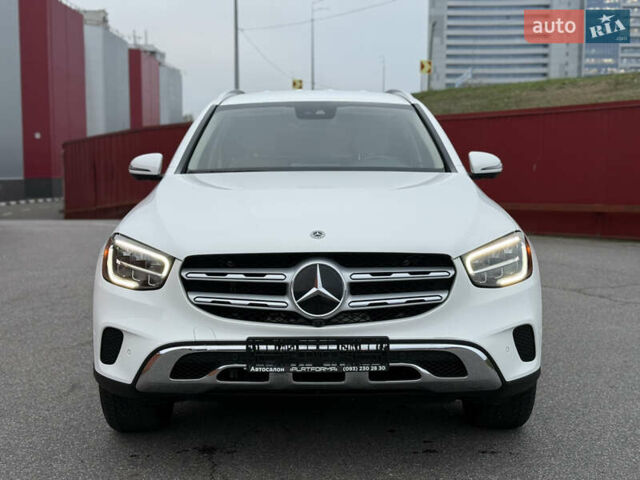 Білий Мерседес ГЛЦ-Клас, об'ємом двигуна 2 л та пробігом 46 тис. км за 33900 $, фото 18 на Automoto.ua