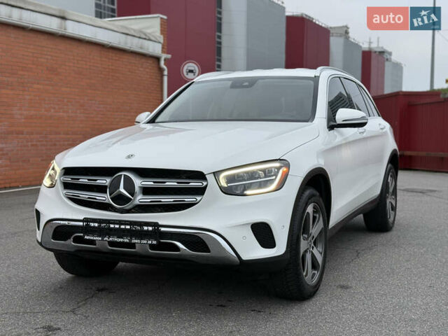 Білий Мерседес ГЛЦ-Клас, об'ємом двигуна 2 л та пробігом 46 тис. км за 33900 $, фото 16 на Automoto.ua