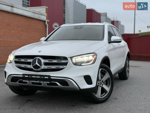 Білий Мерседес ГЛЦ-Клас, об'ємом двигуна 2 л та пробігом 46 тис. км за 33900 $, фото 6 на Automoto.ua